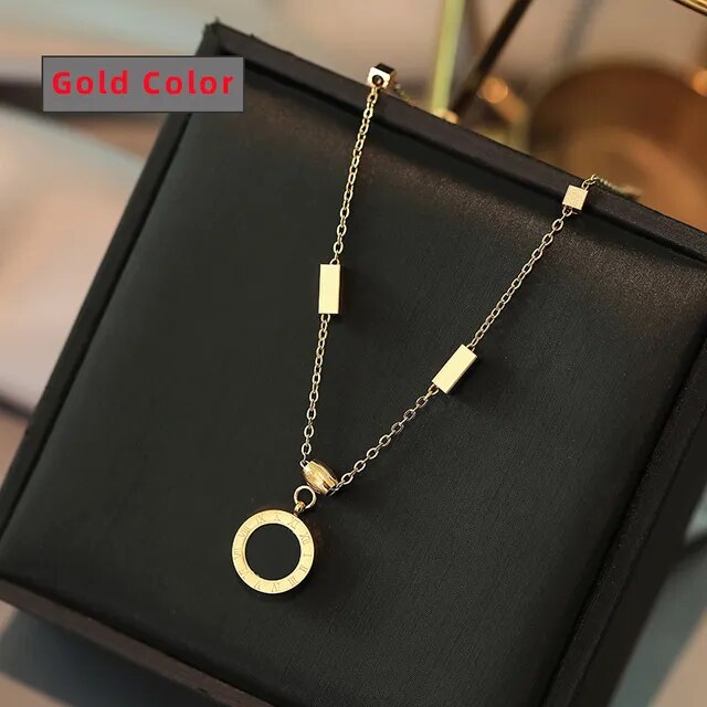 Classic Fashion Stainless Steel Roman Digital Wafer Pendant Necklace 2023 Fashion Jewelry Christmas Party Women's Sexy Necklace